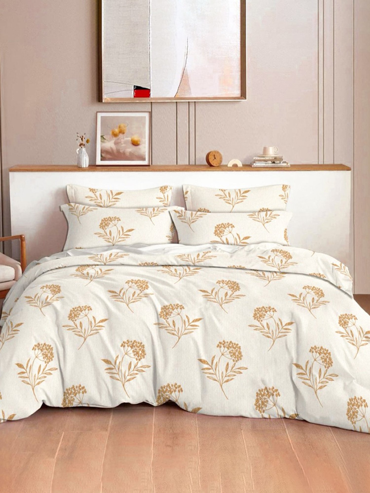 Ariana Forli UltraSoft Floral Gold 140 TC Microfibre Bedsheet with 2 Pillow Covers