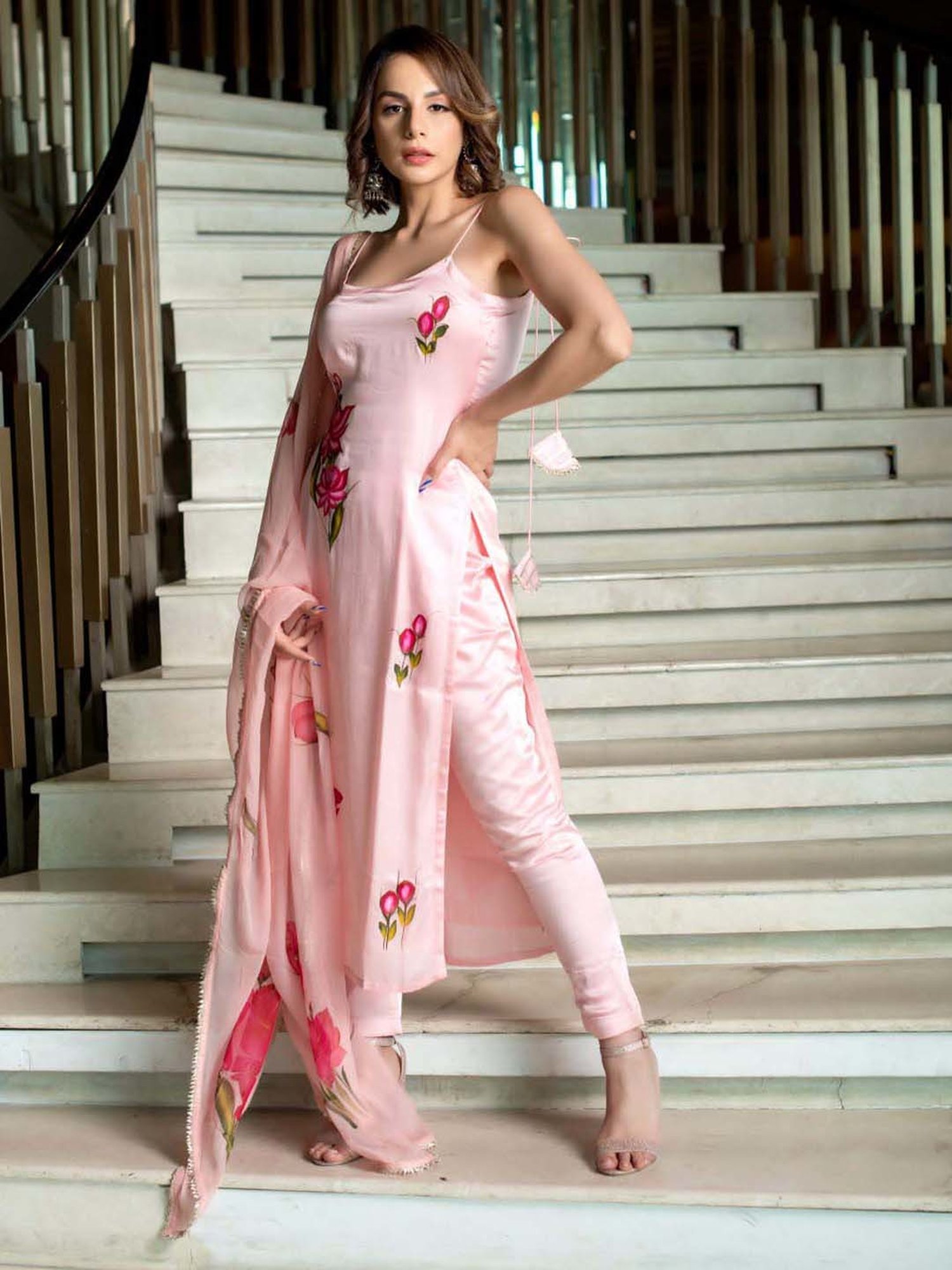 AACHHO Peach Floral Print Kurta Pant Set With Dupatta