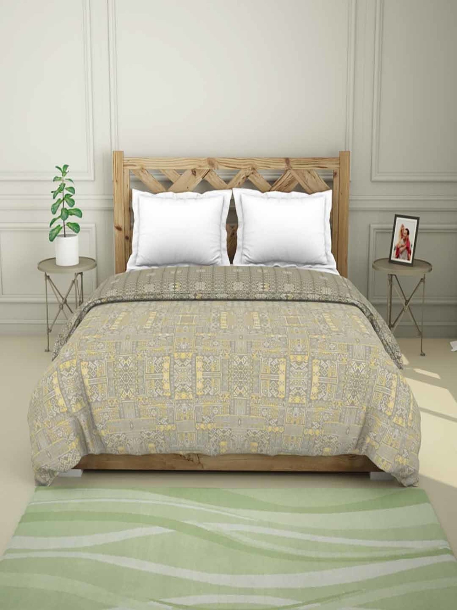 Spaces Blockbuster Plus Geometric Brown 210 TC Cotton Double Quilt