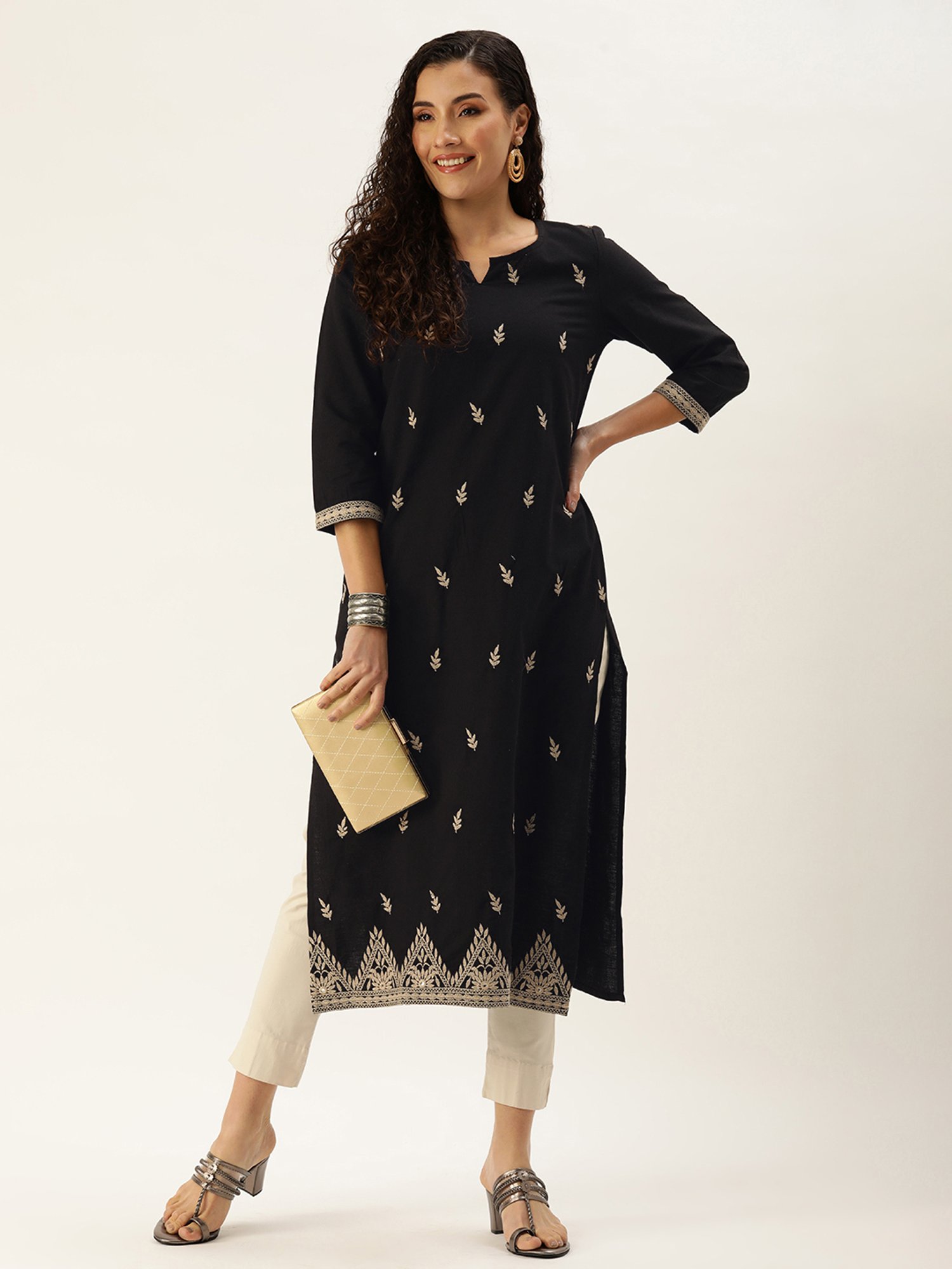 Amukti Black Cotton Embroidered Straight Kurta