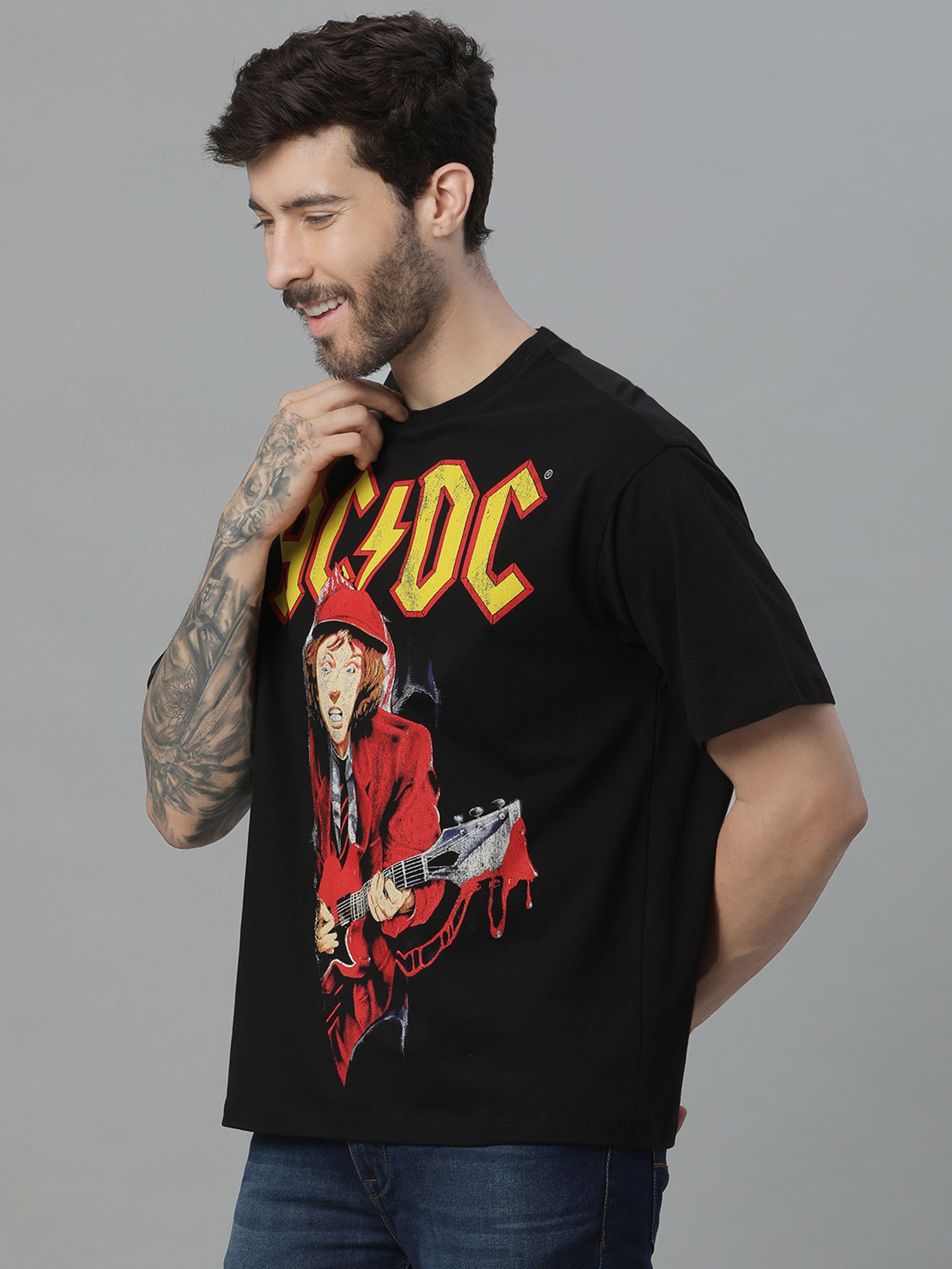 Free Authority Black Loose Fit Printed T-Shirt