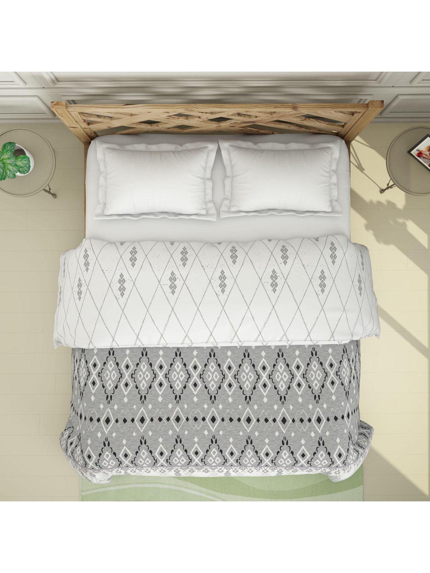 Welspun Bliss Light Silver & Blue Microfibre 120 GSM Shell Double Bed Quilt