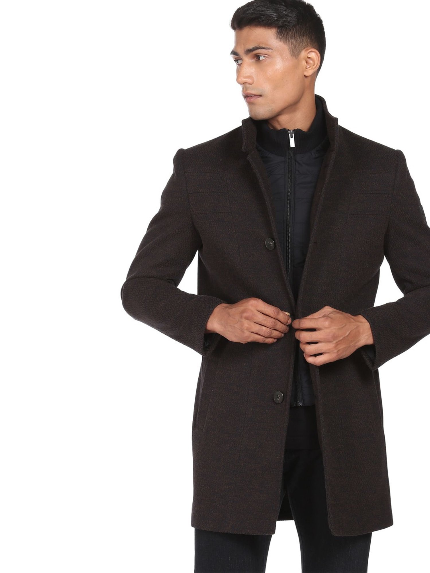 Arrow Sports Brown Regular Fit Texture Waistcoat