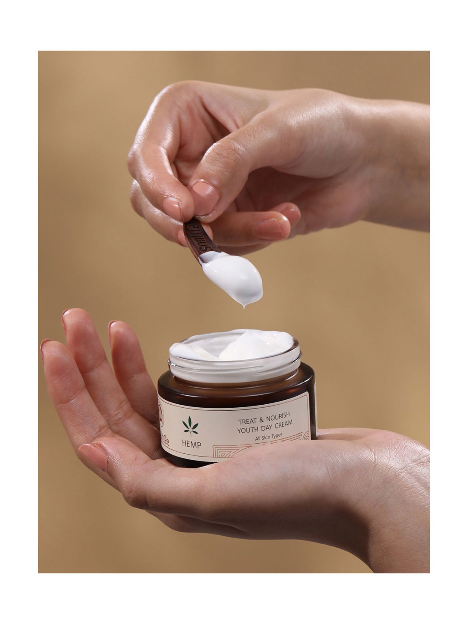 Soultree Hemp Treat & Nourish Youth Day Cream - 50 gm