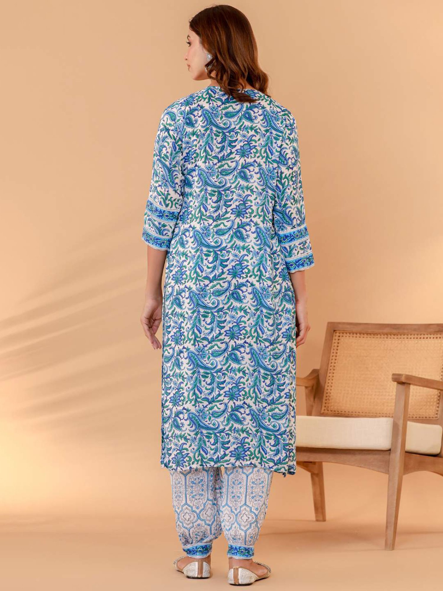 READIPRINT FASHIONS Blue Floral Print Kurta Salwaar Set With Dupatta