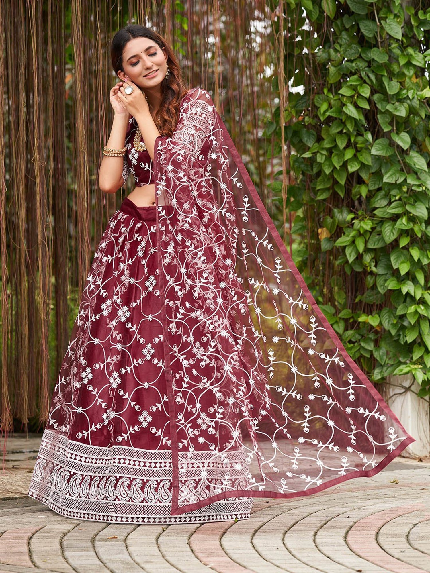 Warthy Ent Maroon Embroidered Lehenga Choli Set With Dupatta