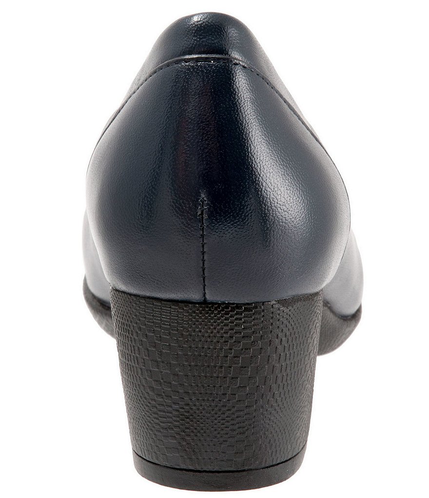 SoftWalk Imperial II Block Heel Pumps