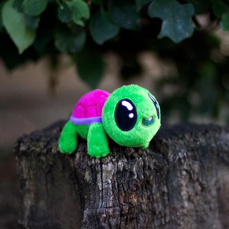 Imaginary People Thimblestump Hollow Tordish Mini Magnet Plush