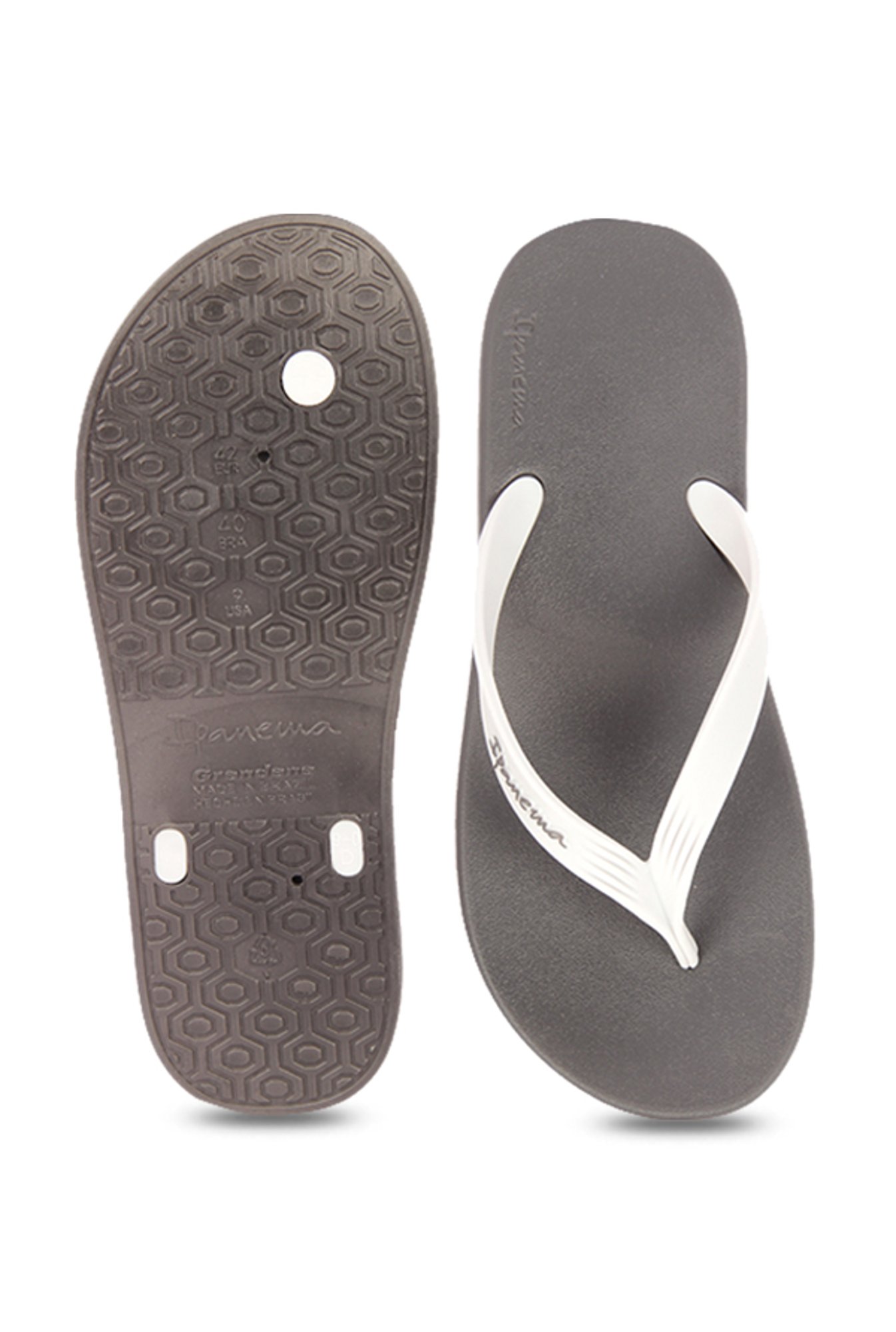 Ipanema Posto White & Dark Grey Flip Flops