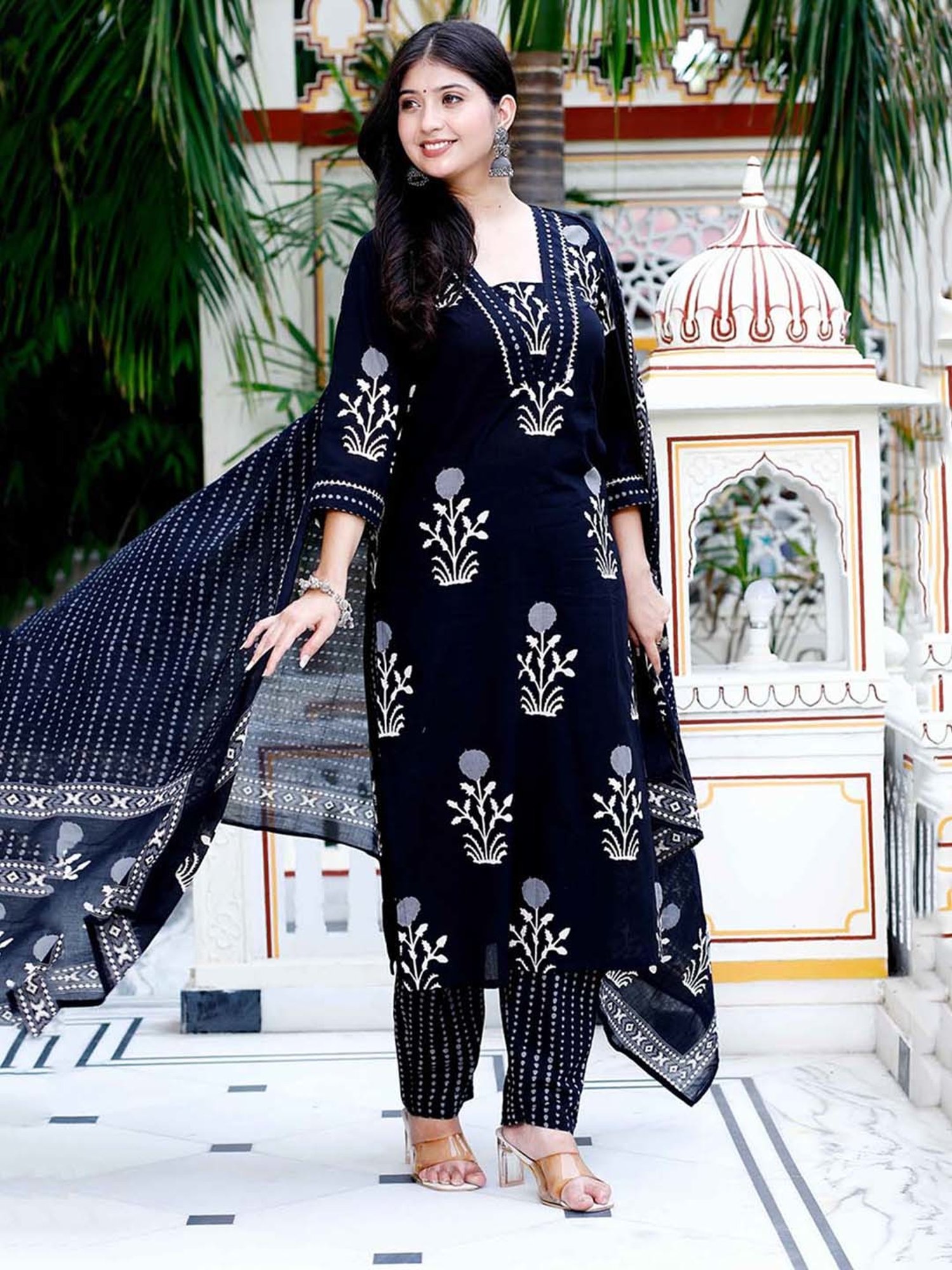 Miravan Black Floral Print Kurta With Palazzo & Dupatta