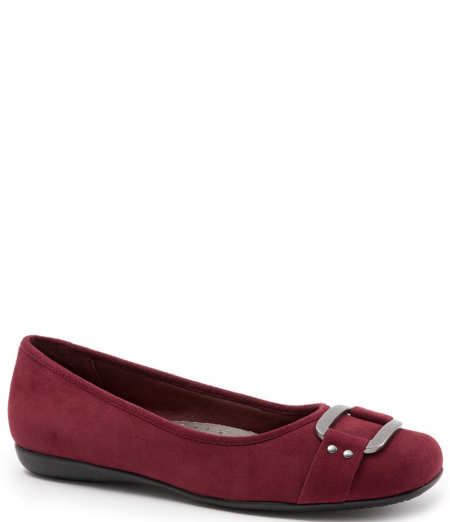 Trotters Sizzle Suede Signature Flats