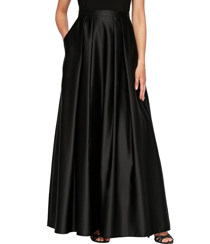 Jkara Petite Size V-Neck 3/4 Sleeve Beaded Bodice Gown