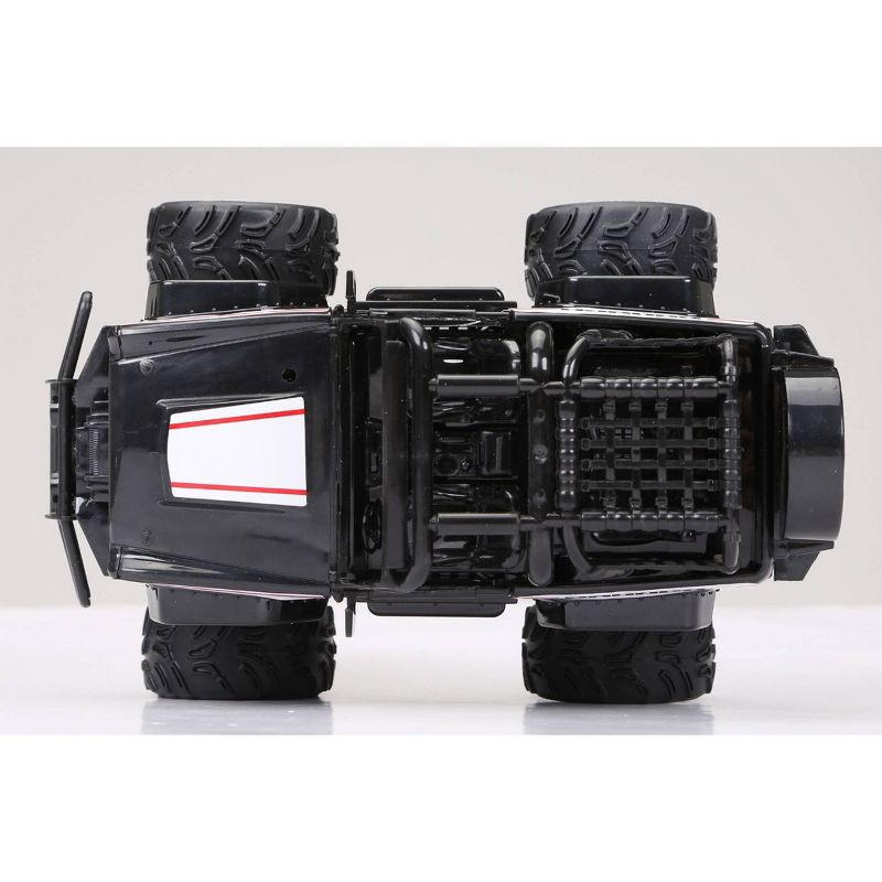 New Bright Radio Control Toy Vehicle - Ford Bronco - 1:24 Scale