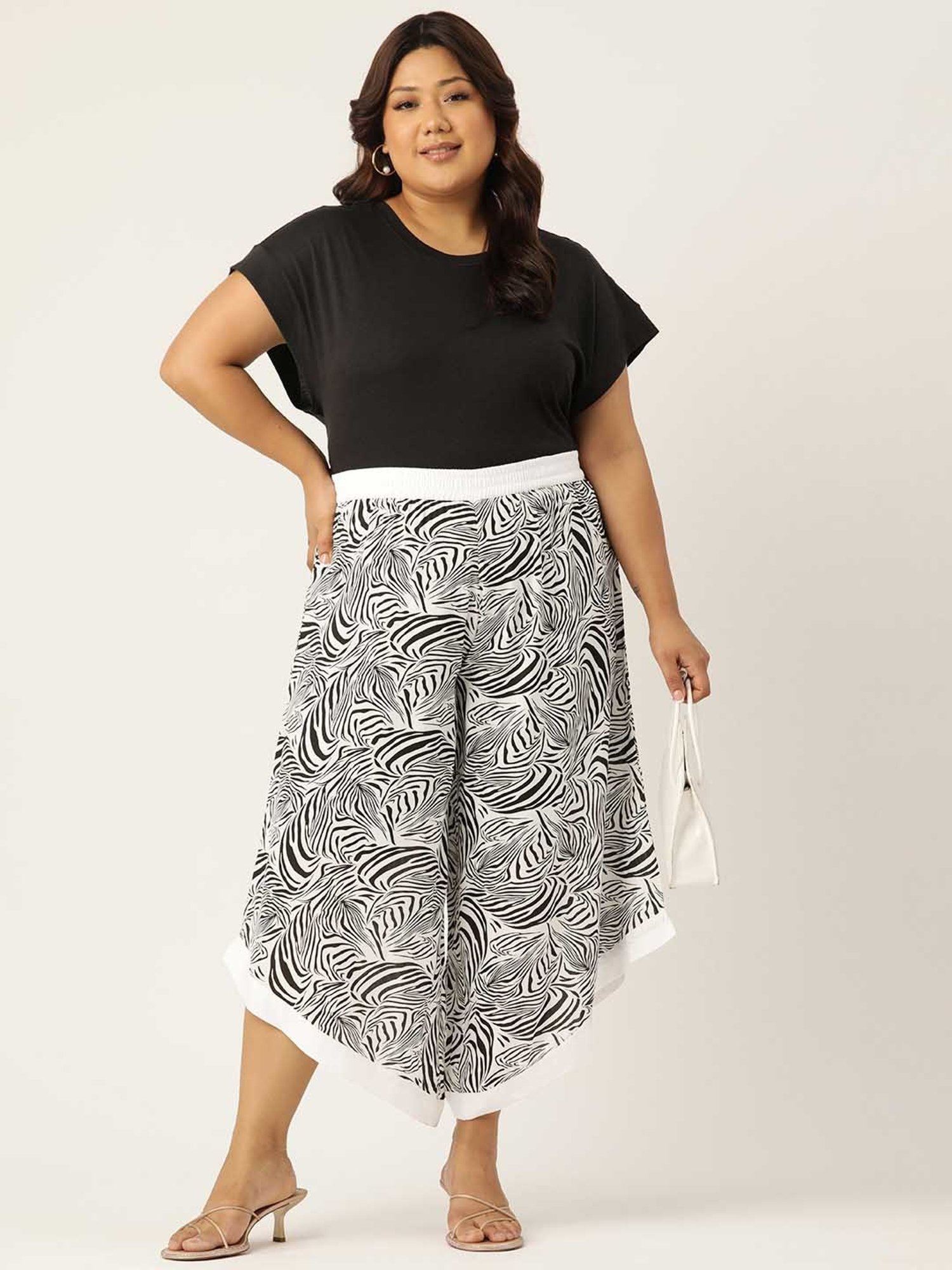 theRebelinme White & Black Printed Relaxed Fit High Rise Plus Size Culottes