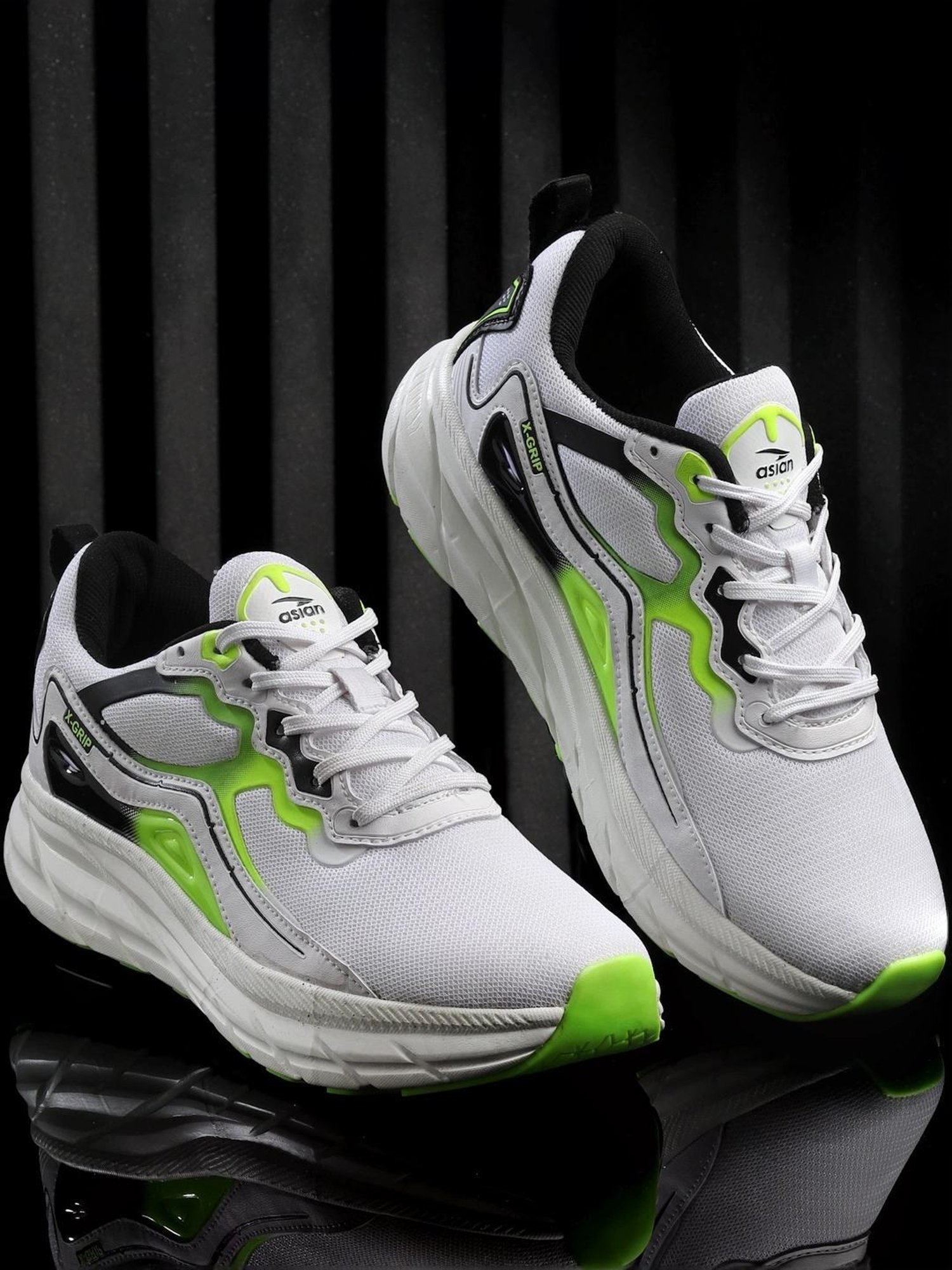 Asian Men's White Running Shoes