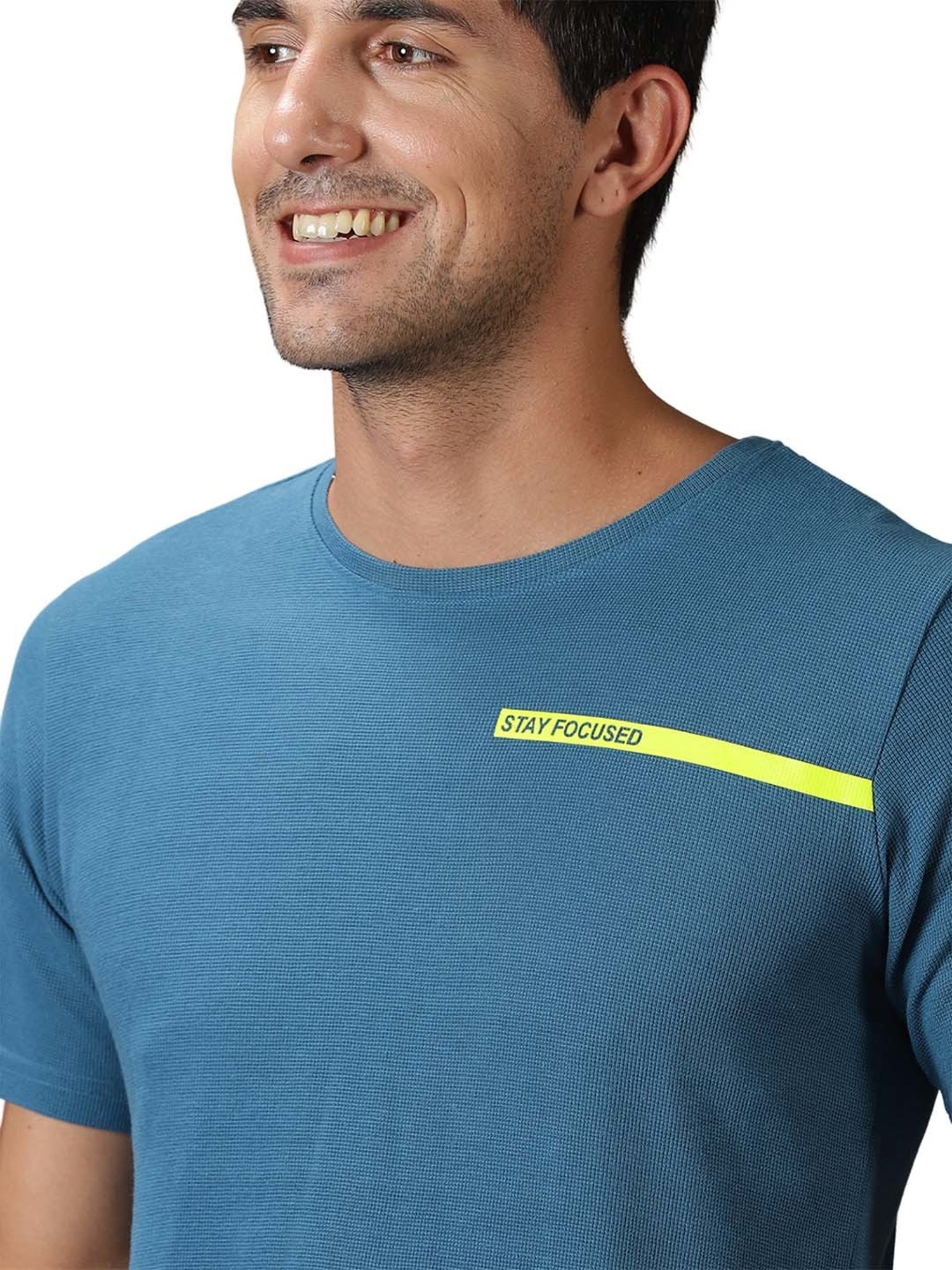 DOMIN8 Men Breathable Training Outdoor T-Shirt (Blue)