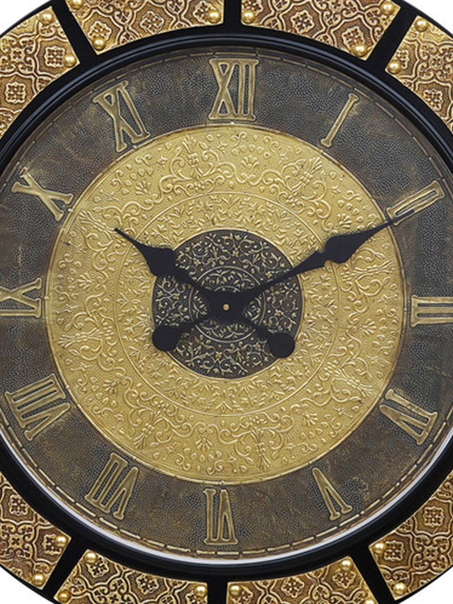 SEIKO classic black plastic wall clock with sweep movement