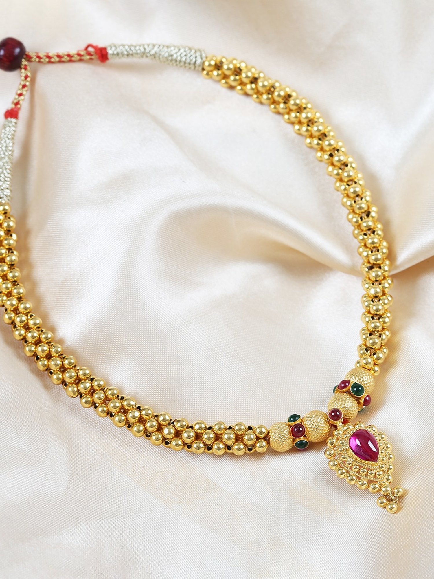 P.N.Gadgil Jewellers Chitraa Gold 22k Kolhapuri Thushi Necklace