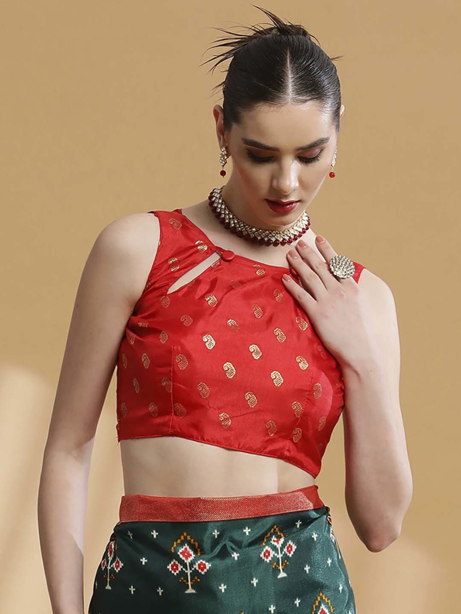 Saree Mall Green & Red Silk Printed Saree With Unstitched Blouse