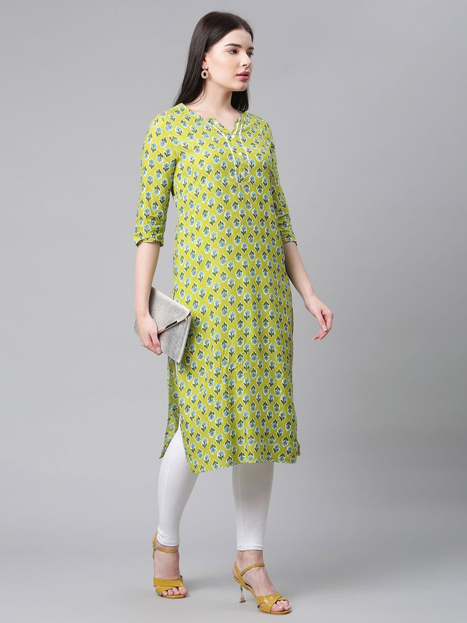 Sringam Green Printed V-Neck Kurta