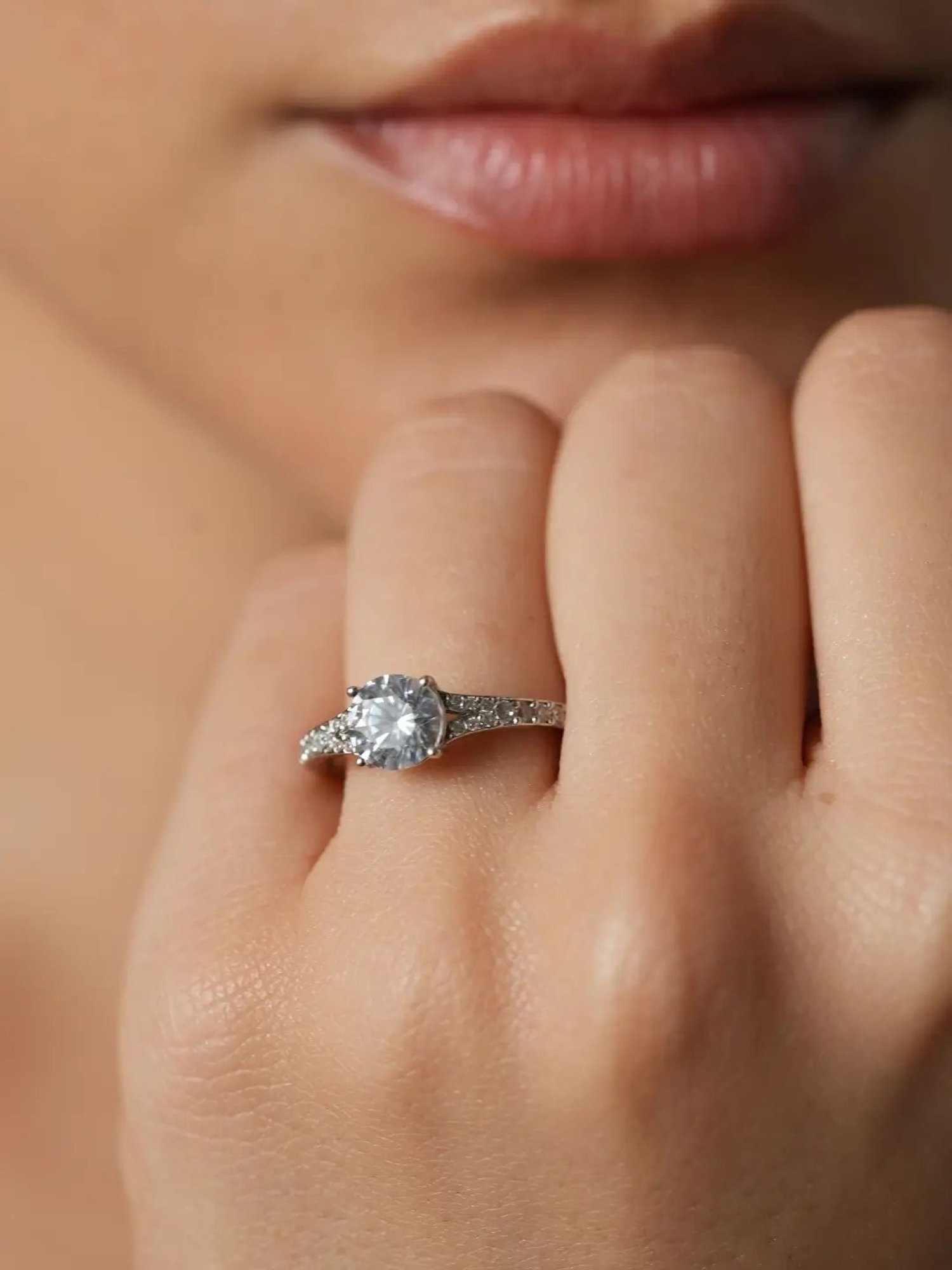 Mabel 92.5 Sterling Silver Rhodium-Plated Studded Round Solitaire Adjustable Ring