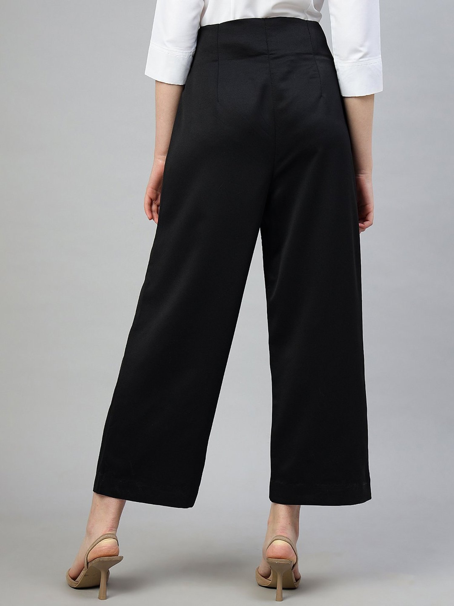 FITHUB Black Relaxed Fit High Rise Trousers