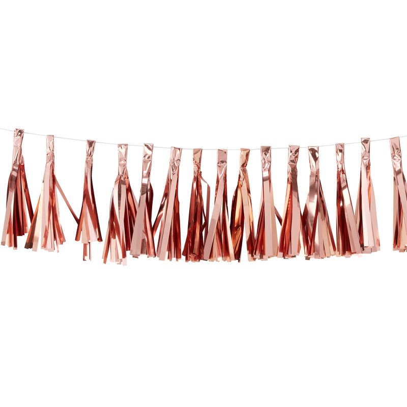 15ct Tassel Garland Rose Gold