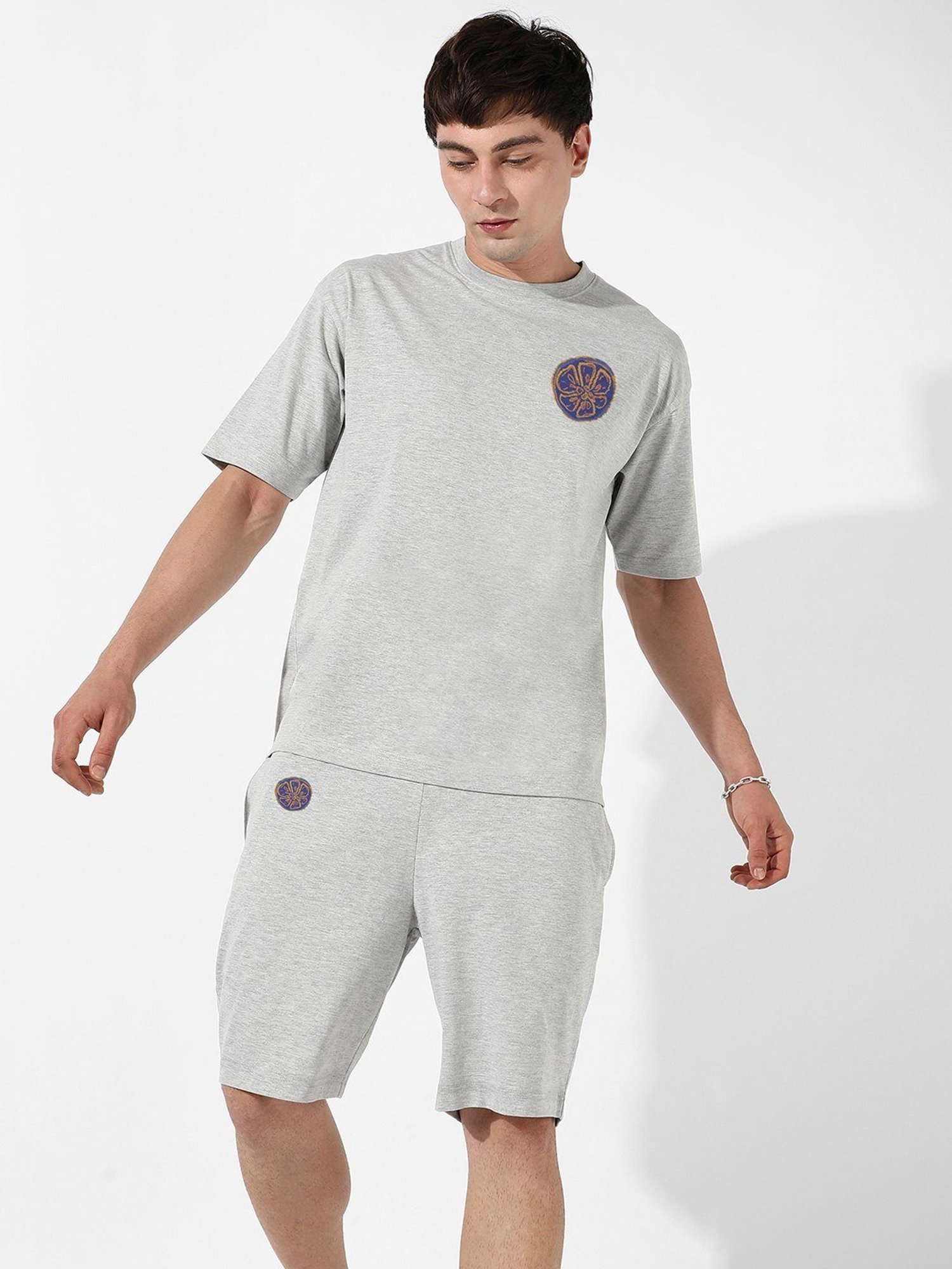 Campus Sutra Grey Regular Fit Oversized Orange Mouth Printed Co-Ord Set