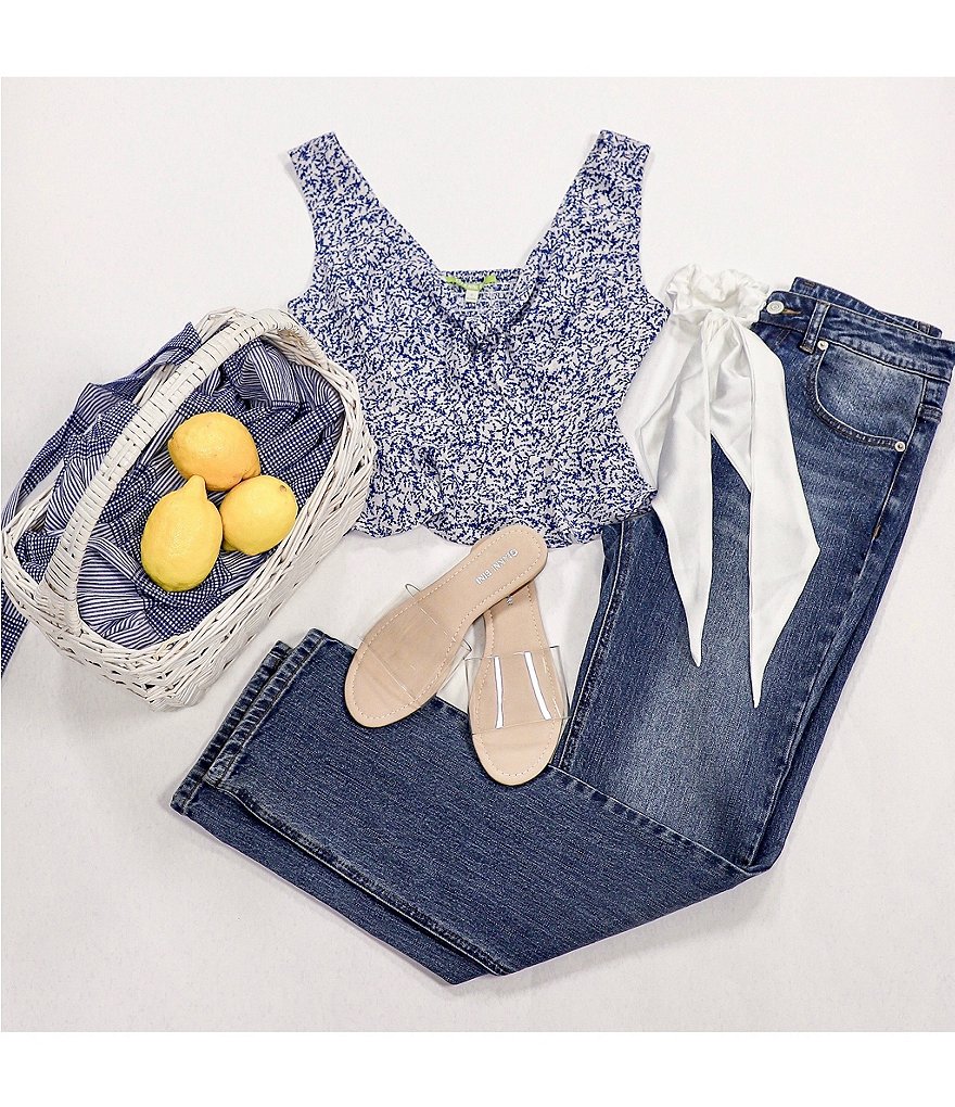 Gianni Bini Lottee Clear Vinyl Slides