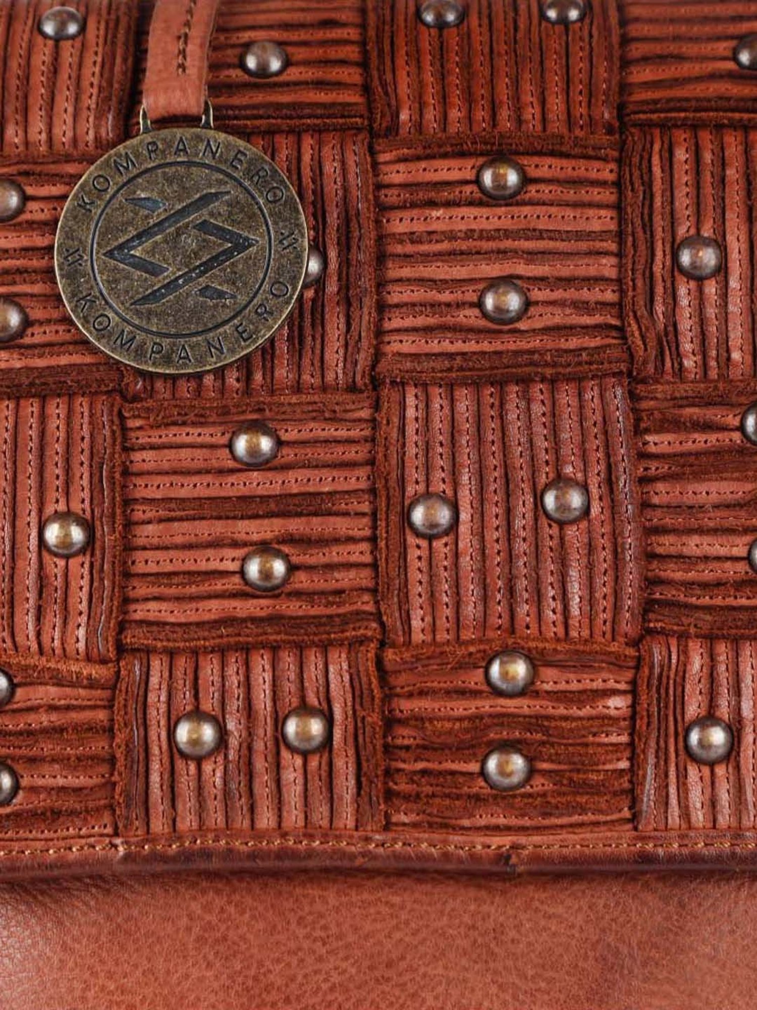 KOMPANERO Tan Leather Medium Backpack