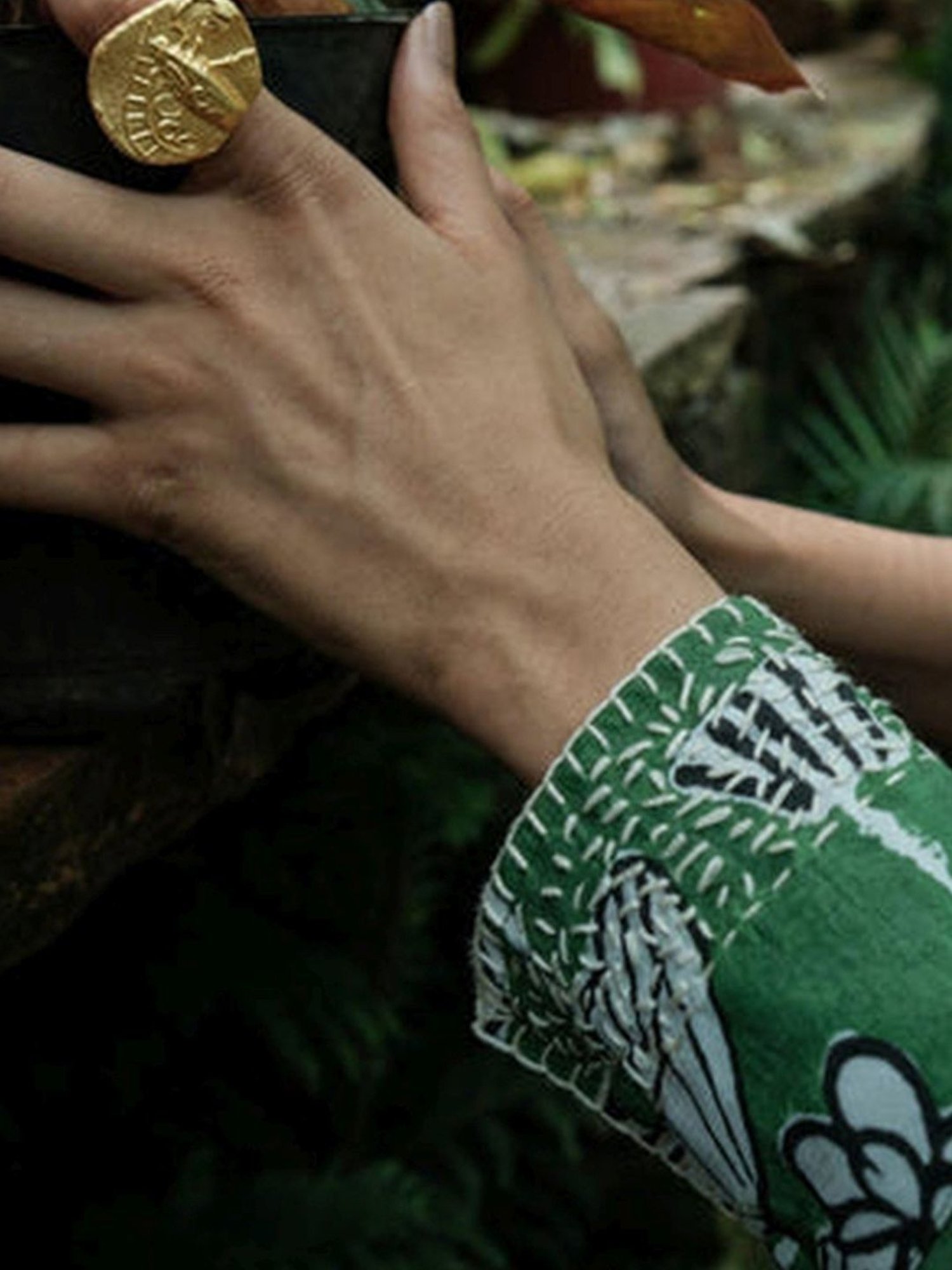 Khajoor Studio Green Bageecha Botanical Vine Statement Shirt with Pant