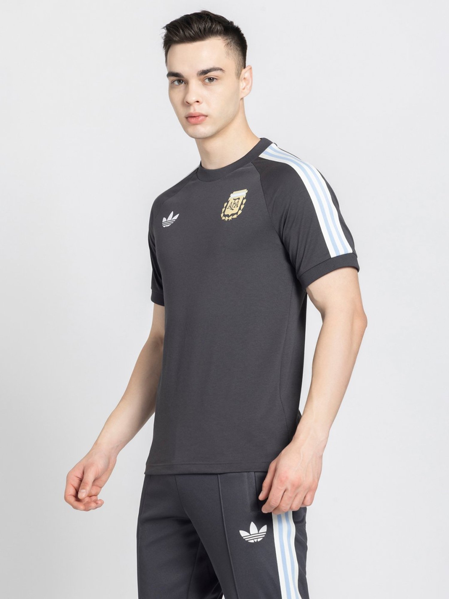 Columbia Black Regular Fit Sports T-Shirt