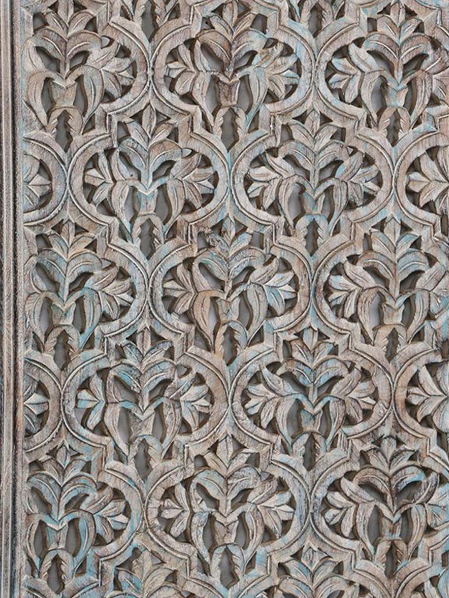 Artisans Rose Filigree Blue & Ivory Wooden Wall Art - Set of 1