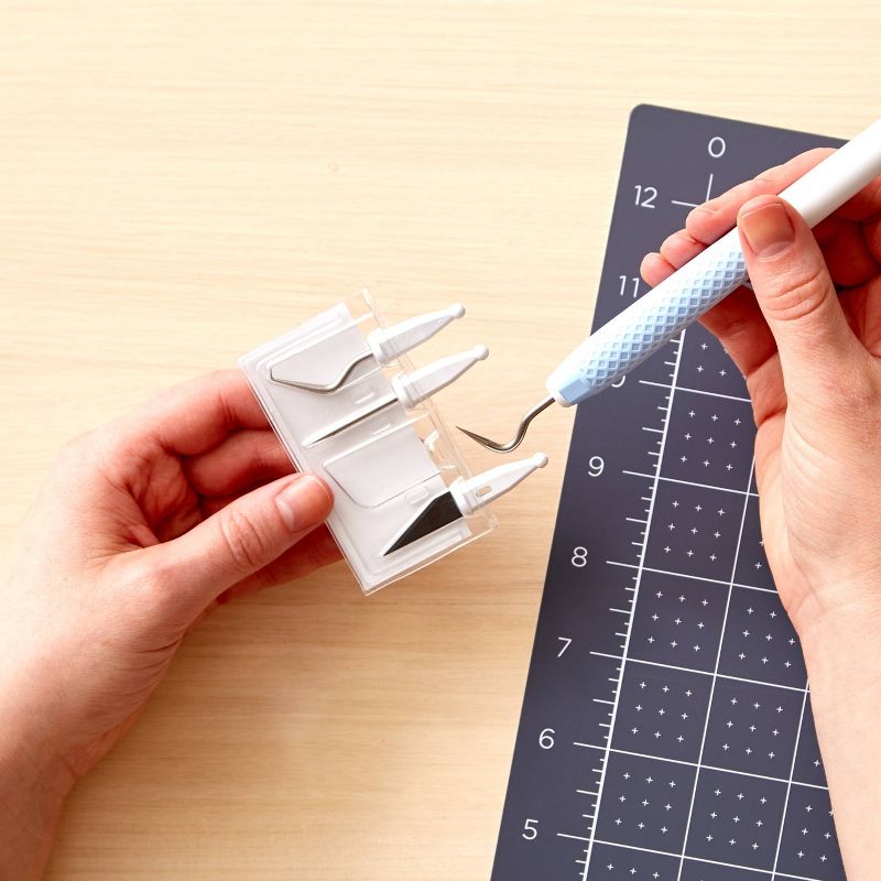 Cricut TrueControl Weeding Kit