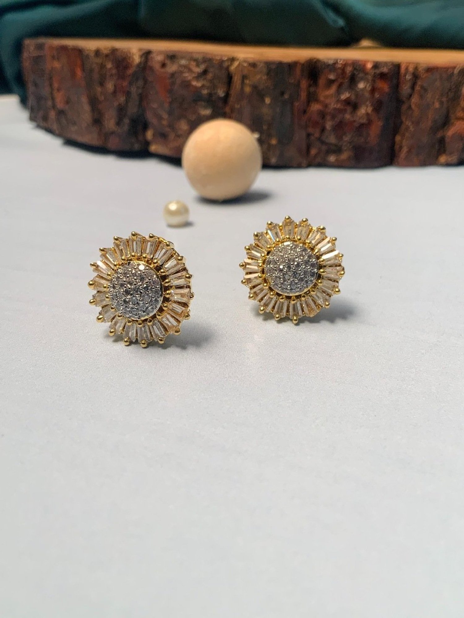 Abdesigns Shiney Gold-Plated Crystal AD Stud Earrings