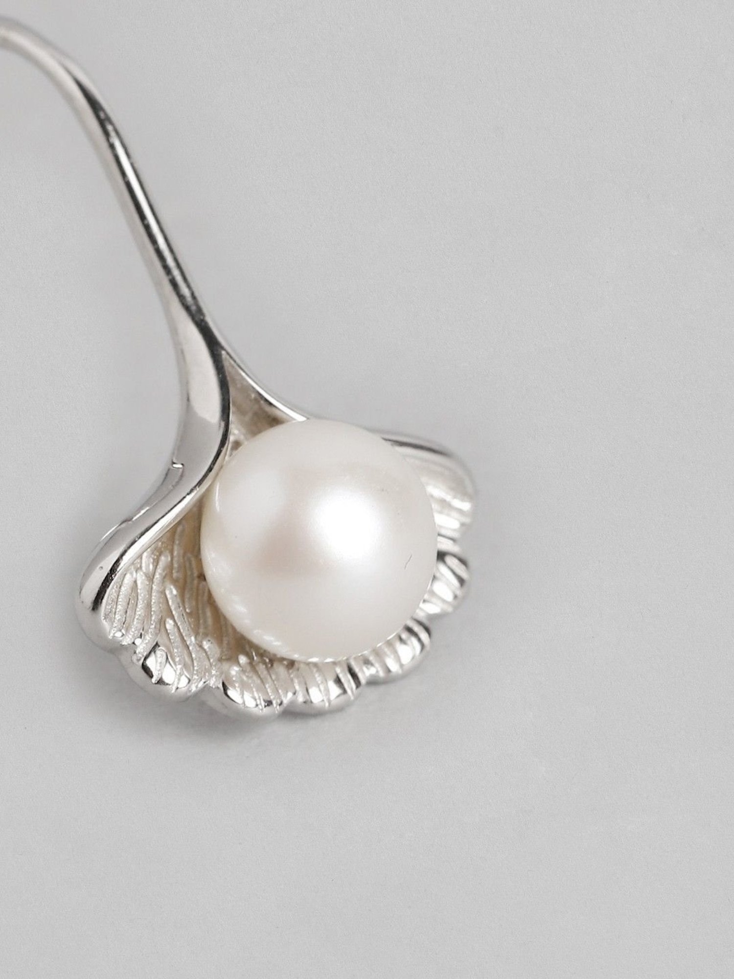 Clara 92.5 Sterling Silver Lily Earrings for Women