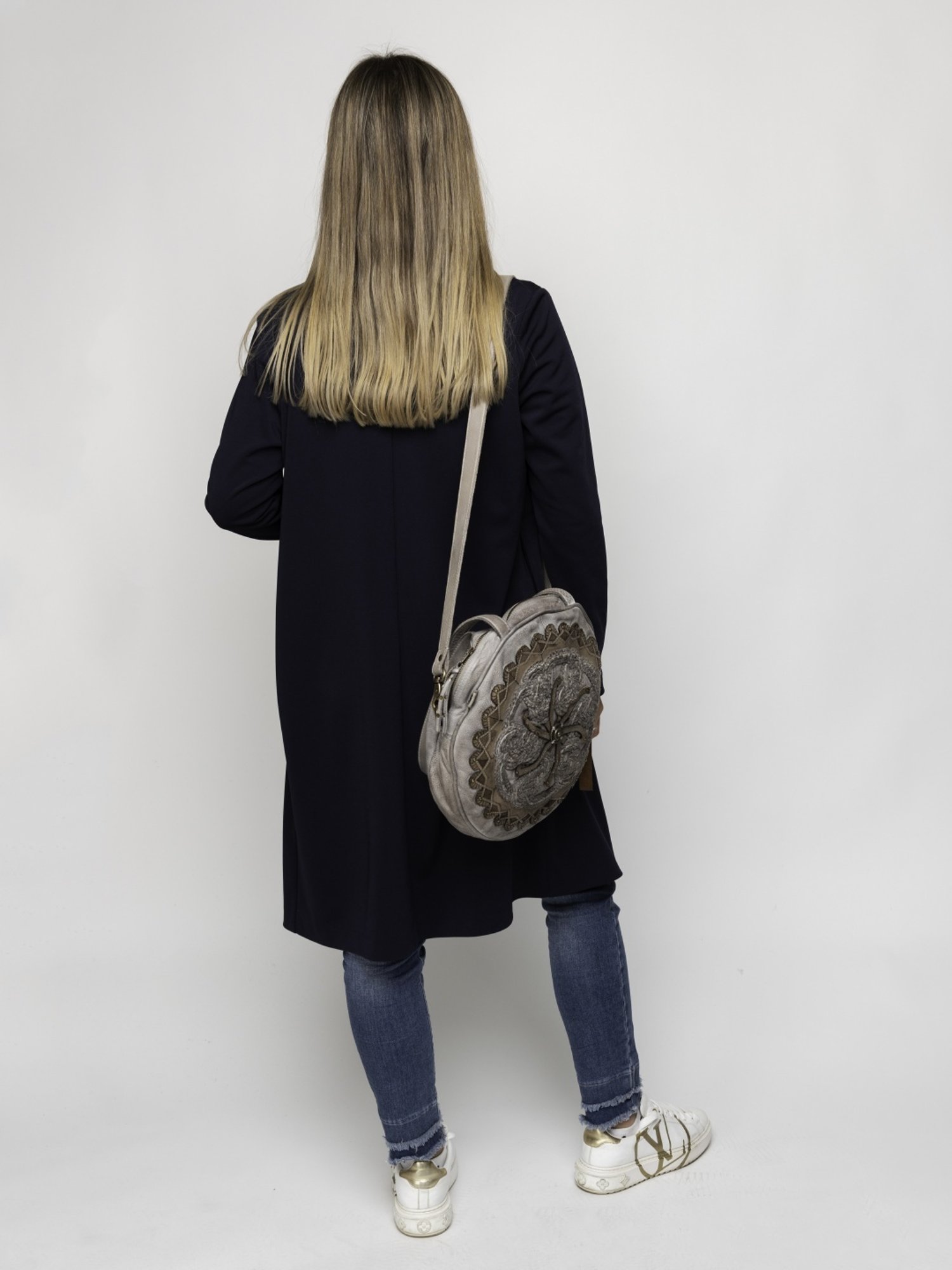 Art N Vintage Parma Grey Leather Textured Medium Shoulder Handbag