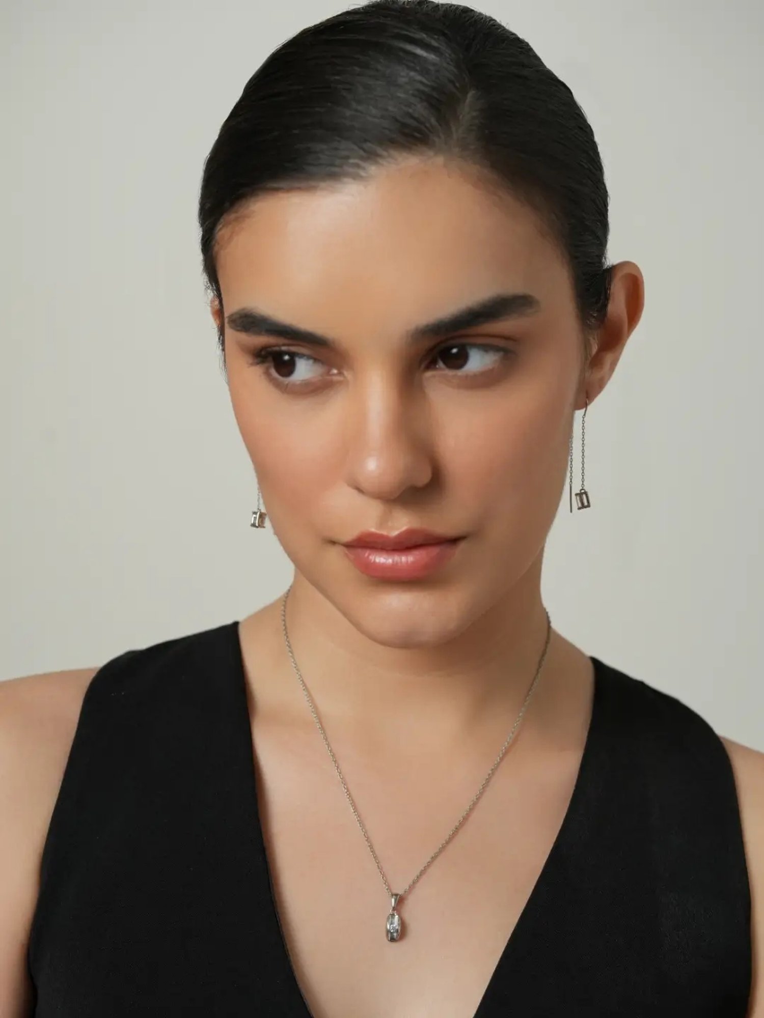 Mabel 92.5 Sterling Silver Rhodium-Plated Rolled in Solitaire Pendant