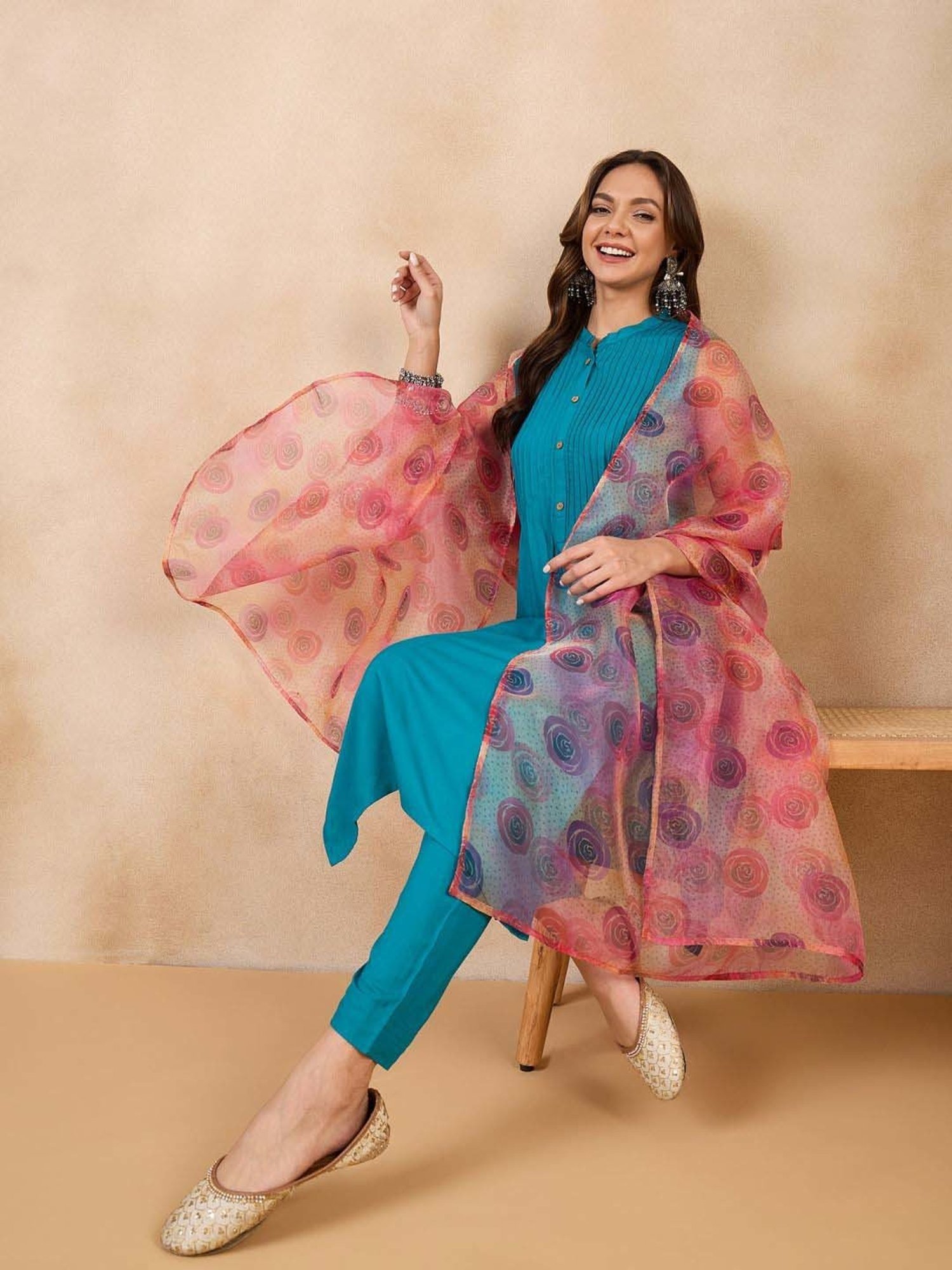 Inweave Pink & Peach Floral Print Dupatta