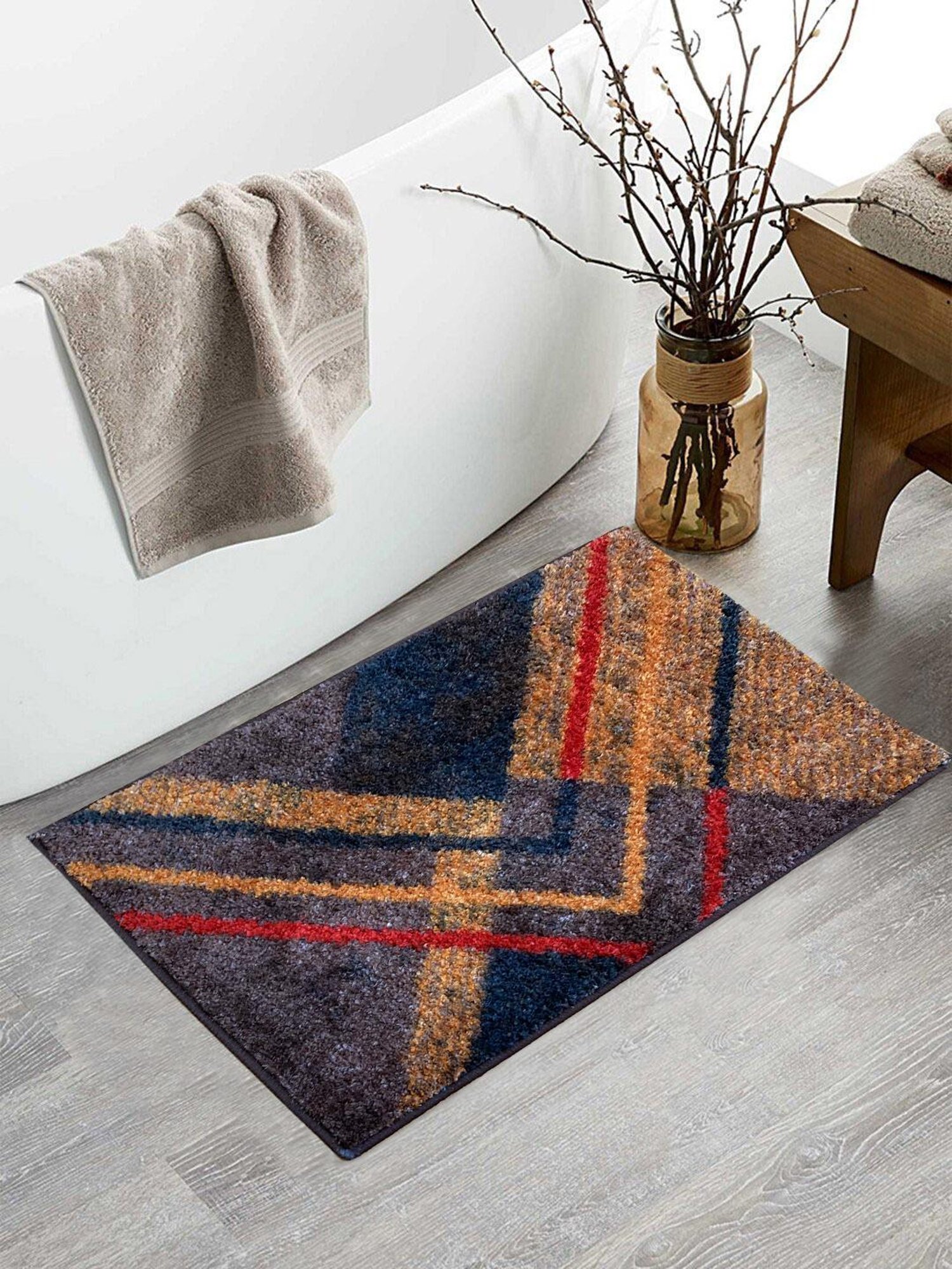 Bianca Spa Brown/Red Micro-Polly Geometric Bathmat