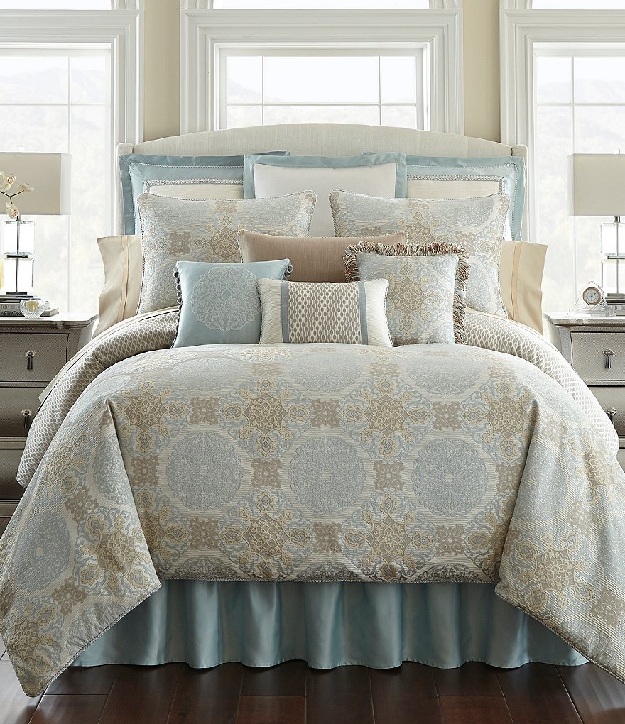 Waterford Jonet Pieced Breakfast Pillow