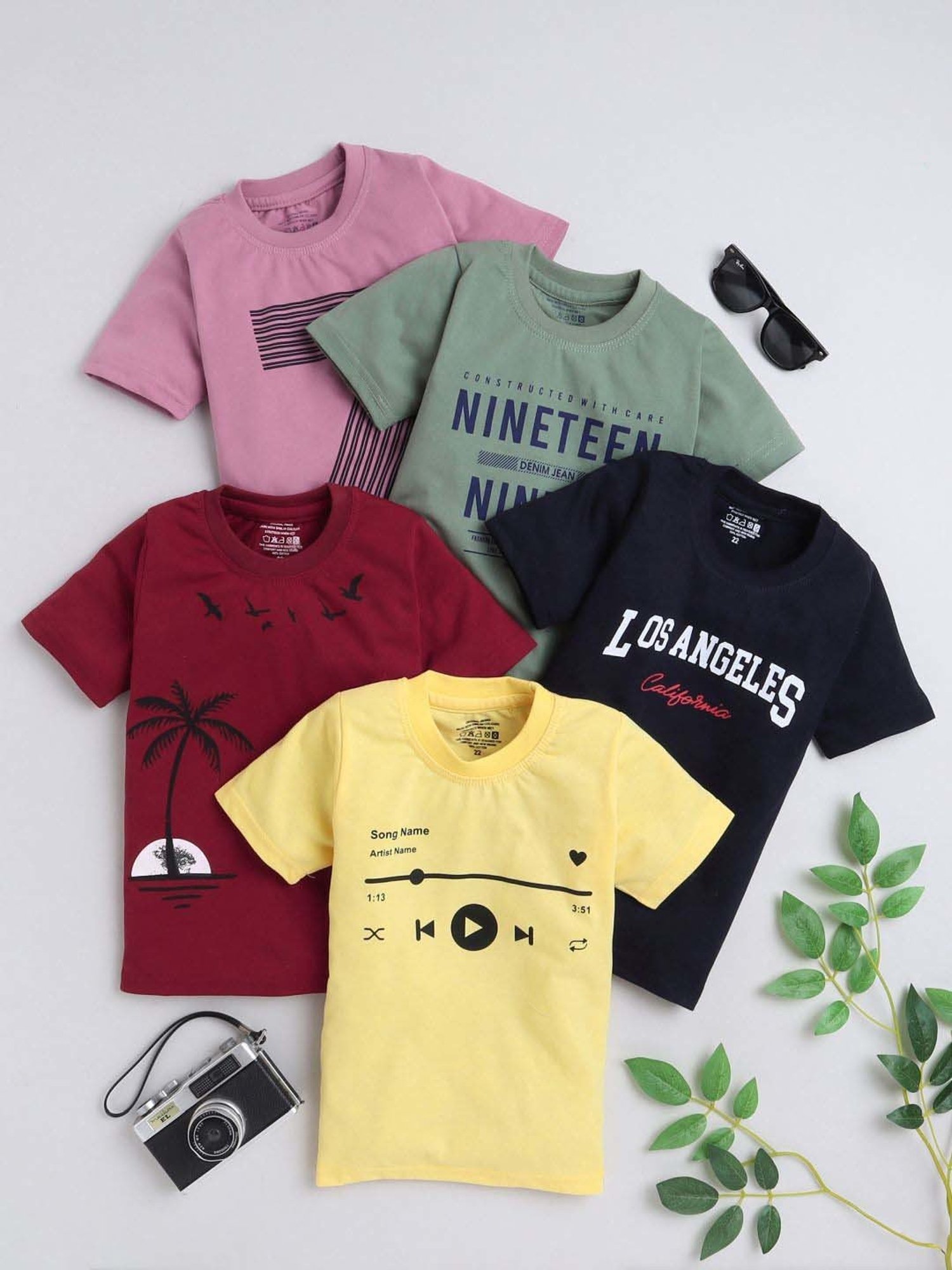 Fourfolds Unisex Multicolor Printed T-Shirt