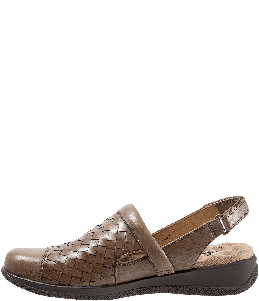 SoftWalk Salina Woven Clogs