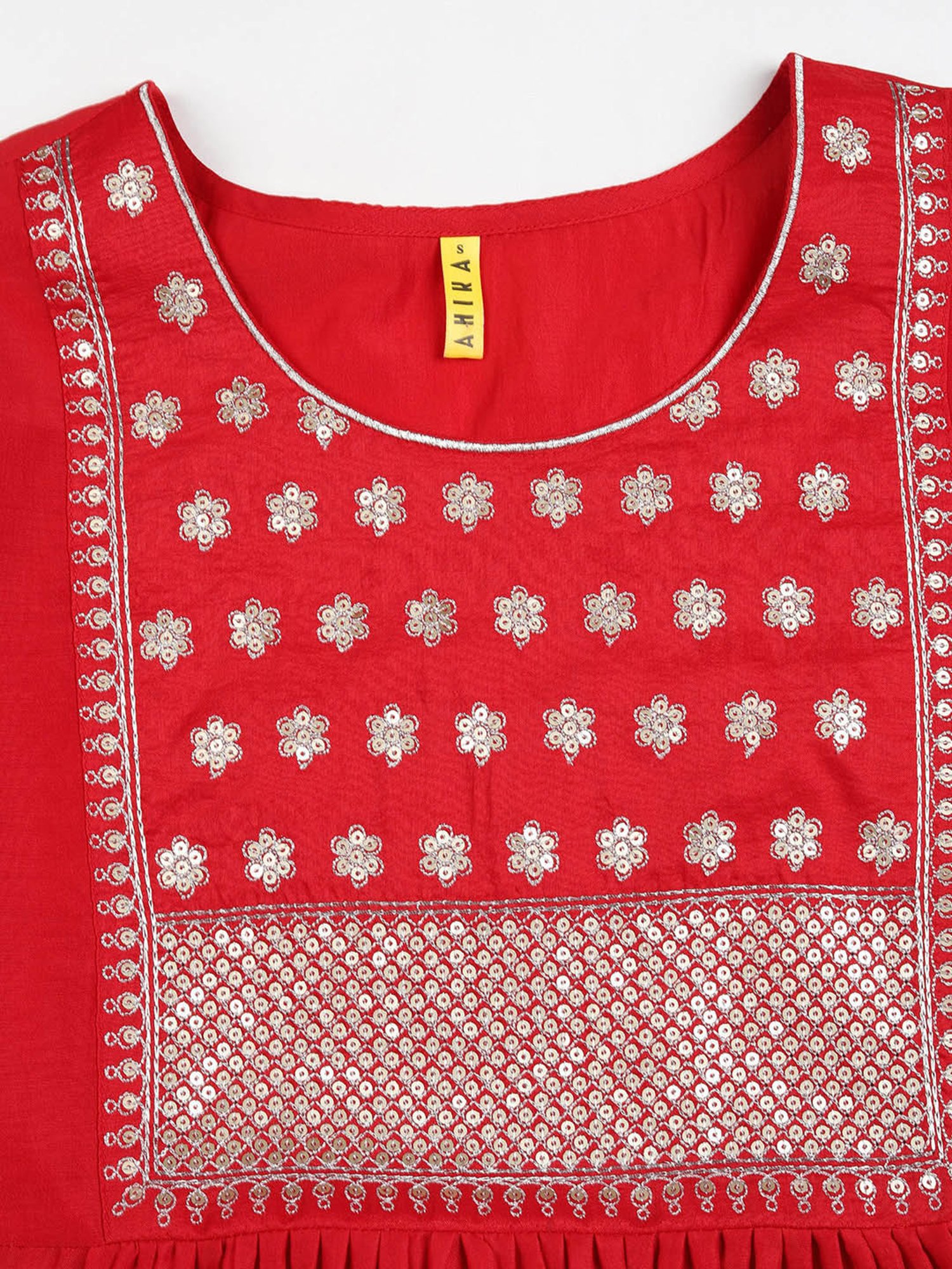 Vaamsi Red Embellished Kurta Pant Set With Dupatta