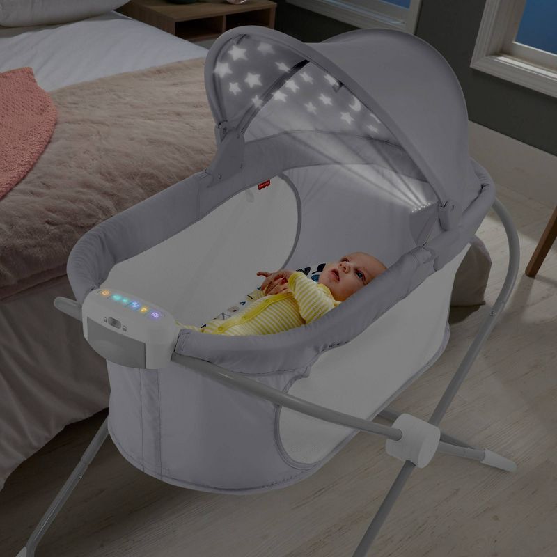 Fisher-Price Soothing View Projection Bassinet