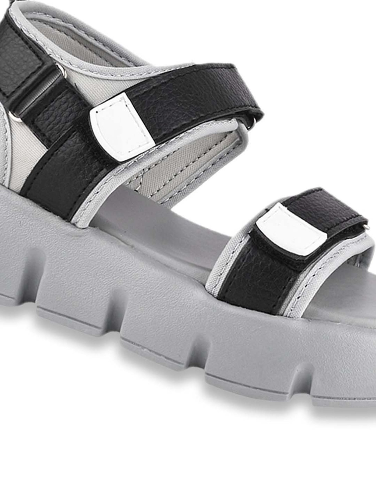 Bagatt Women's Cesena Beige Ankle Strap Sandals