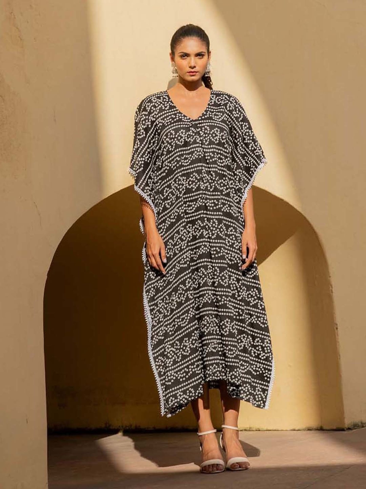 KAORI BY SHREYA AGARWAL Black Cotton Printed Maxi Kaftan