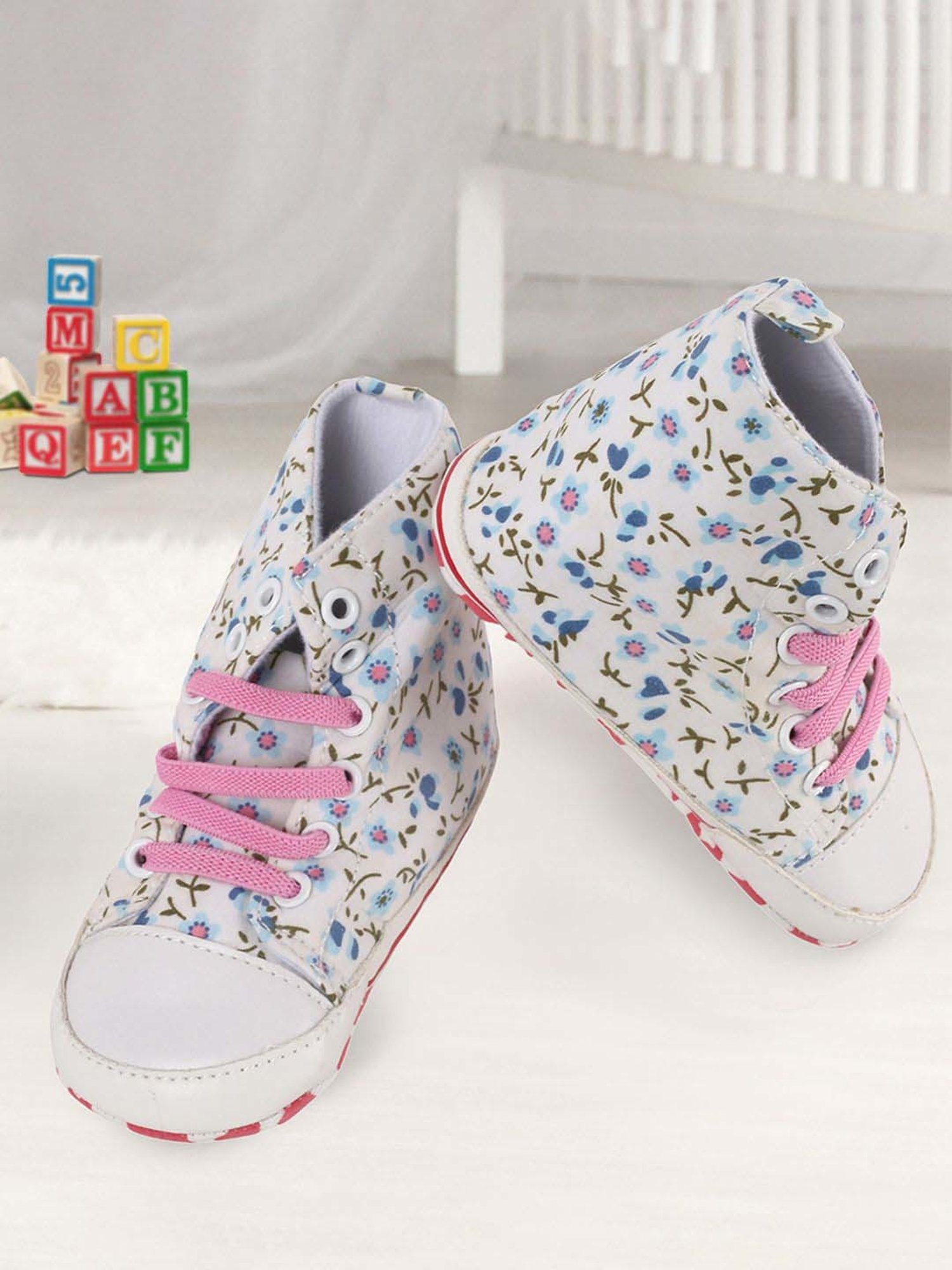 Baby Moo Kids White & Blue Casual Booties