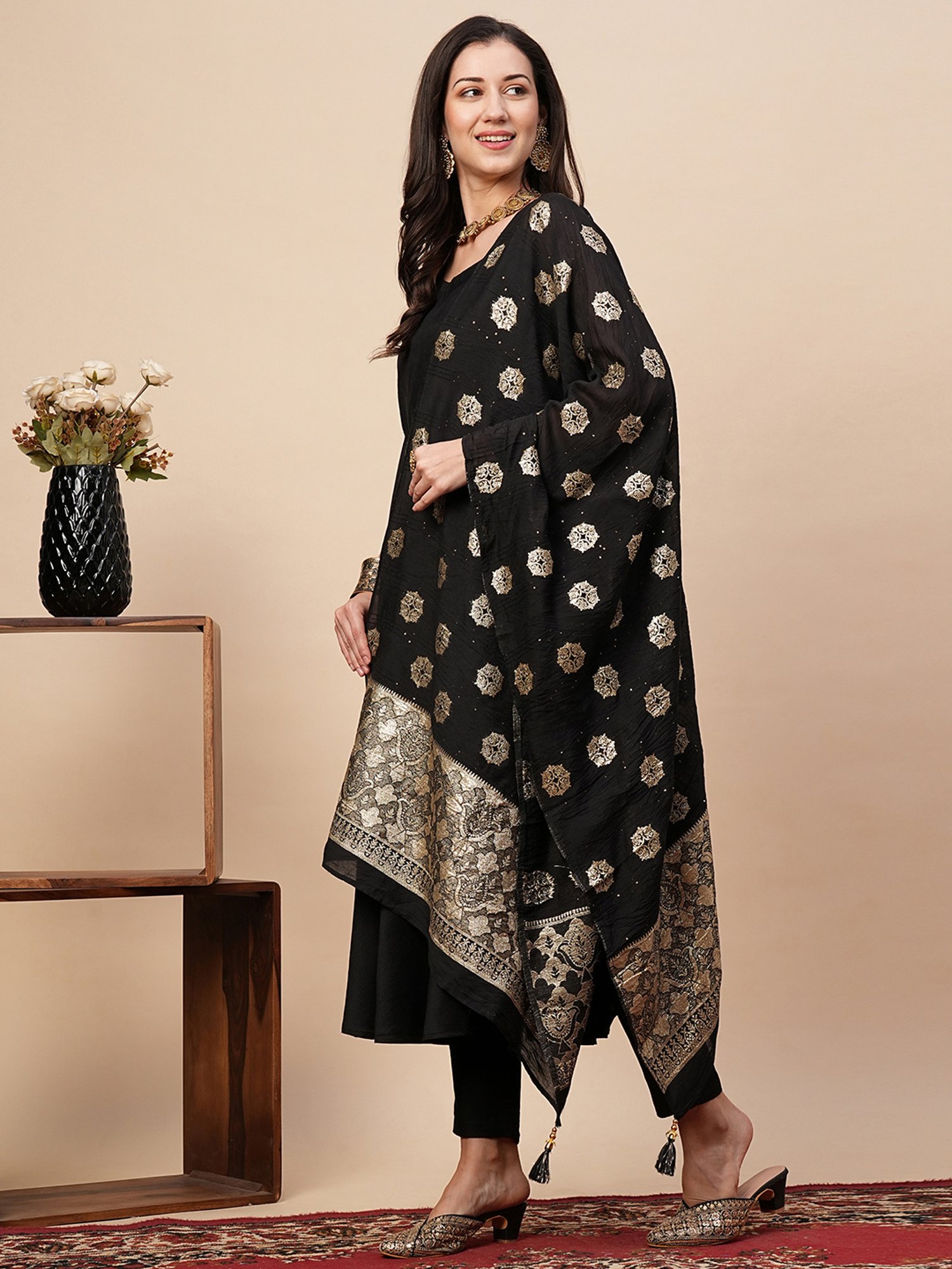 Globus Black Silk Printed Dupatta