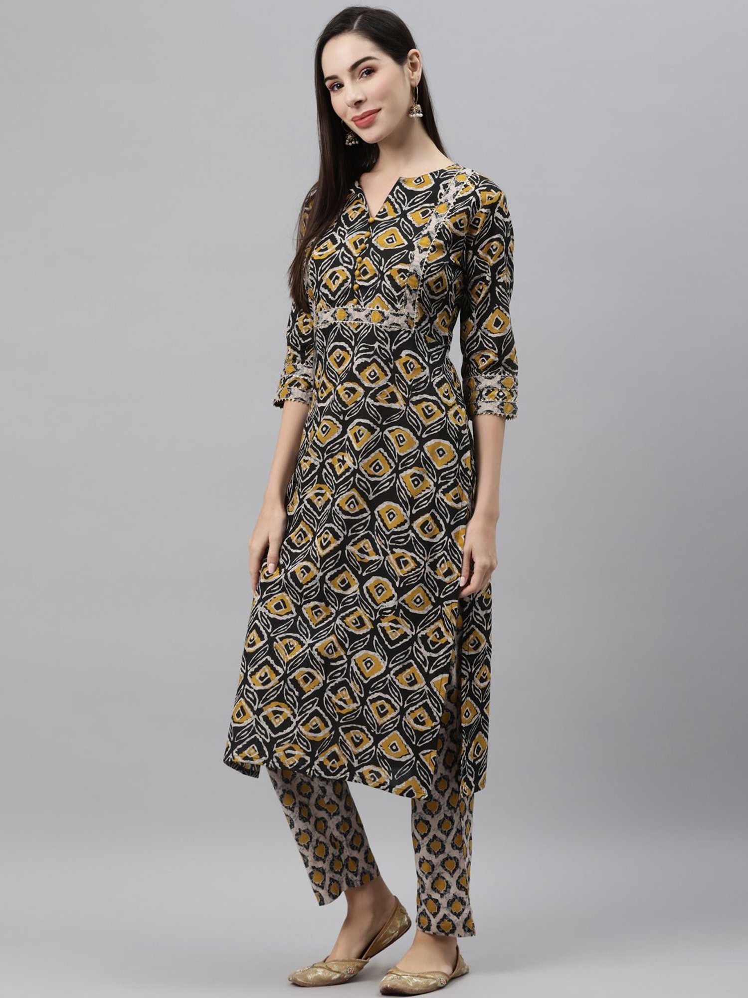 Indibelle Black Cotton Printed Straight Kurta